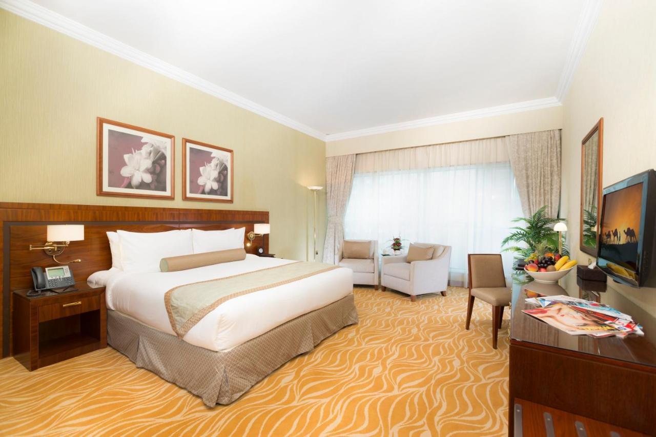 Grand Mercure Majlis Residences Αμπού Ντάμπι Εξωτερικό φωτογραφία A room at the hotel