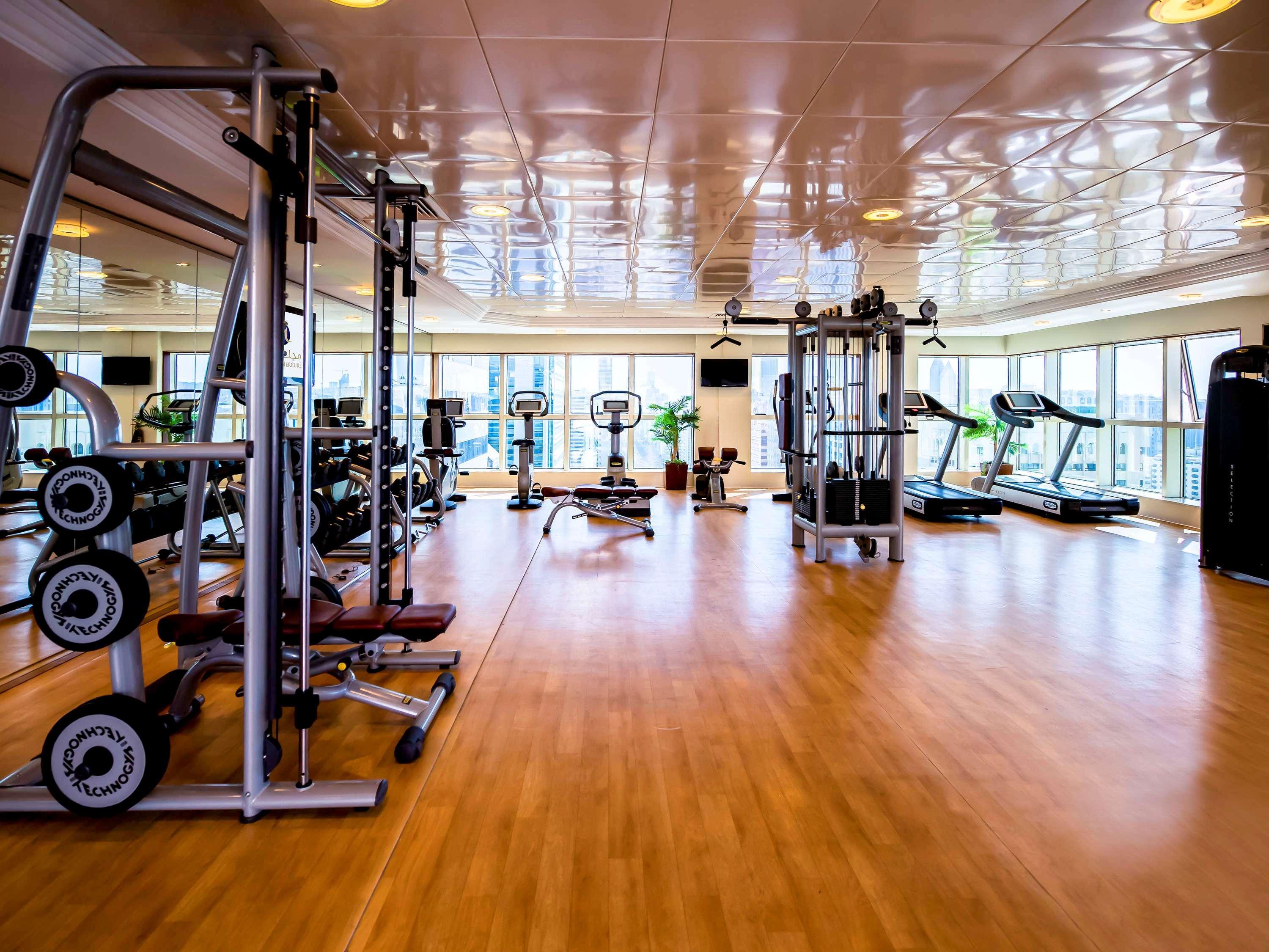 Grand Mercure Majlis Residences Αμπού Ντάμπι Εξωτερικό φωτογραφία A gym