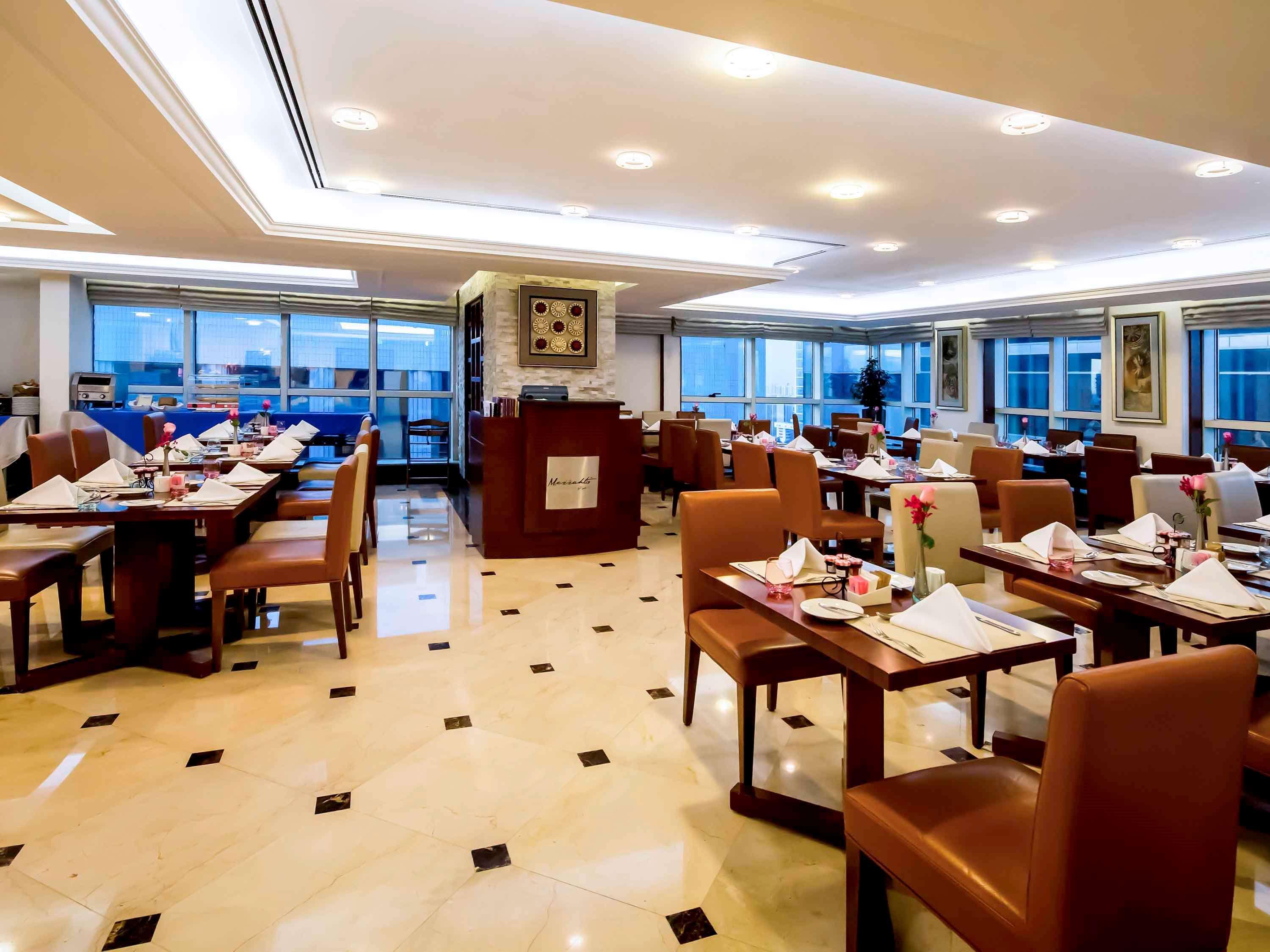 Grand Mercure Majlis Residences Αμπού Ντάμπι Εξωτερικό φωτογραφία The restaurant